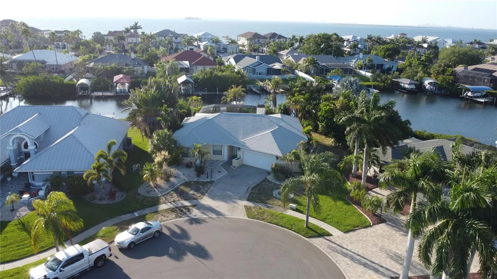 6612 BLACKFIN WAY Apollo Beach, FL 33572