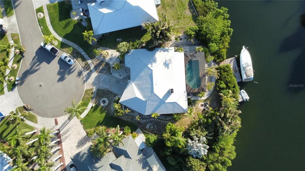 6612 BLACKFIN WAY Apollo Beach, FL 33572