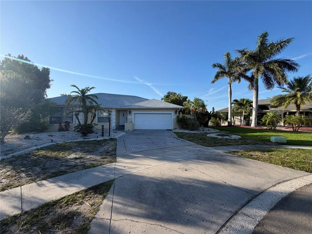 6612 BLACKFIN WAY Apollo Beach, FL 33572