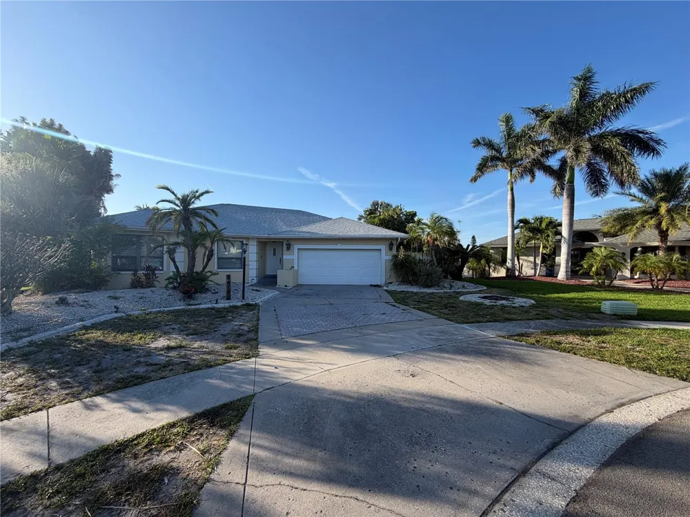 6612 BLACKFIN WAY Apollo Beach, FL 33572