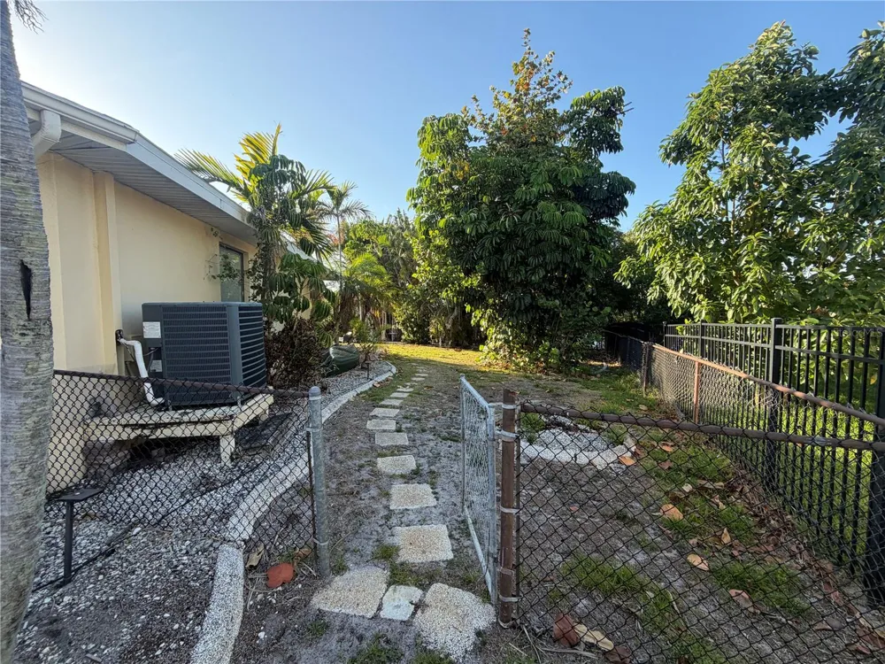 6612 BLACKFIN WAY Apollo Beach, FL 33572