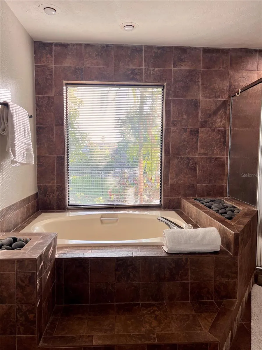 6612 BLACKFIN WAY Apollo Beach, FL 33572