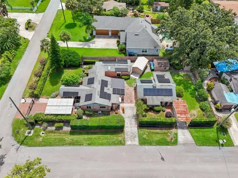 1020 VENETIAN AVENUE
