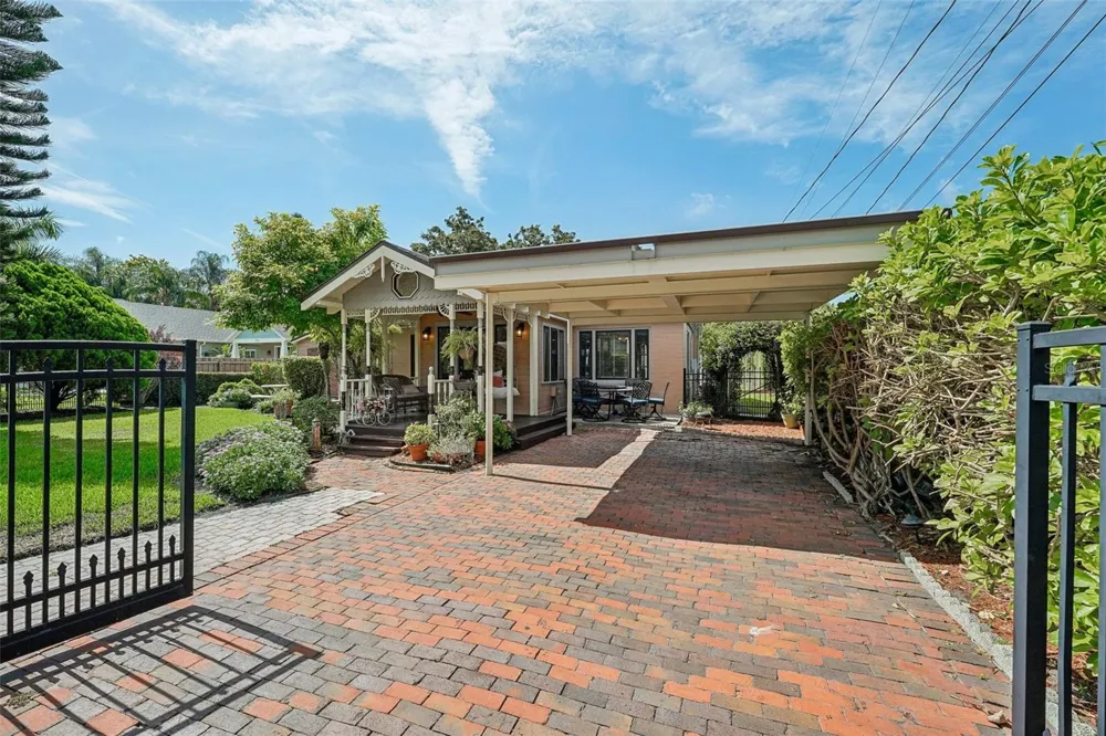1020 VENETIAN AVENUE Orlando, FL 32804