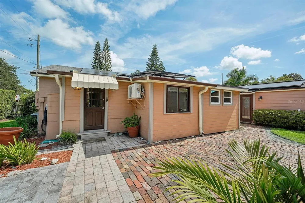 1020 VENETIAN AVENUE Orlando, FL 32804