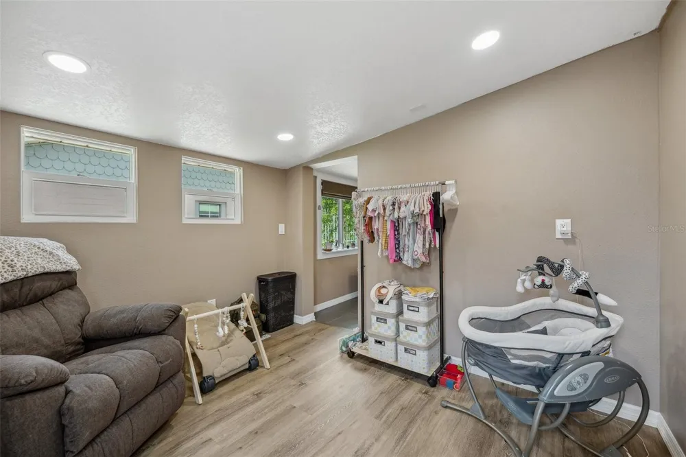 1020 VENETIAN AVENUE Orlando, FL 32804