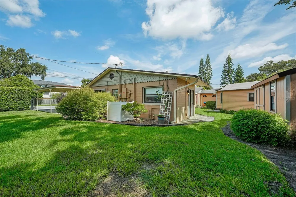 1020 VENETIAN AVENUE Orlando, FL 32804