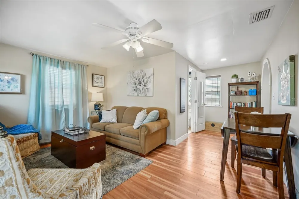1020 VENETIAN AVENUE Orlando, FL 32804