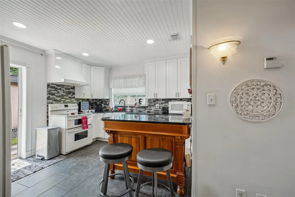 1020 VENETIAN AVENUE Orlando, FL 32804