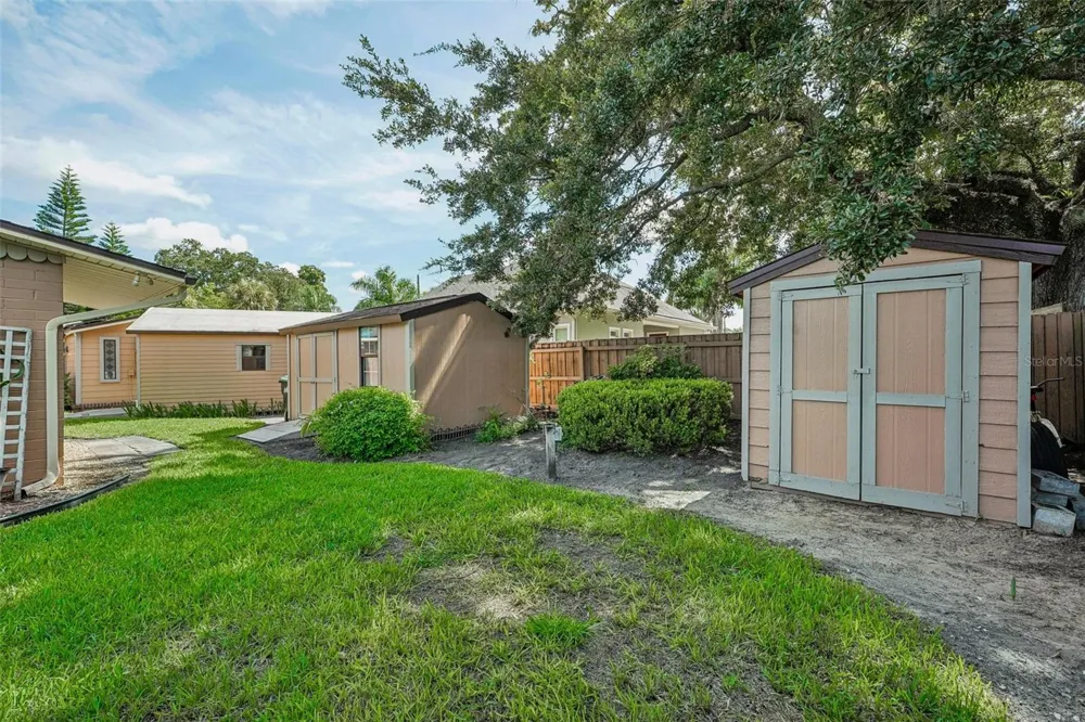 1020 VENETIAN AVENUE Orlando, FL 32804