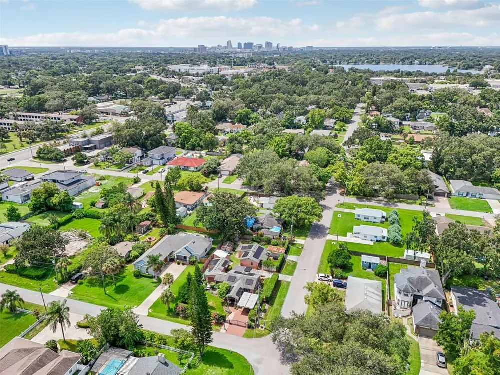 1020 VENETIAN AVENUE Orlando, FL 32804