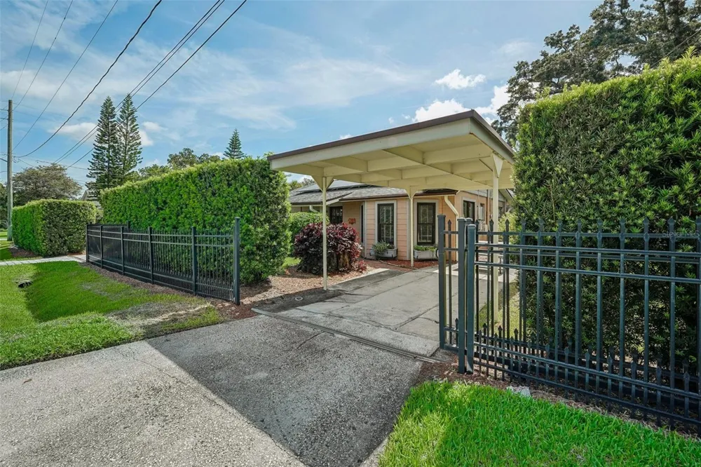1020 VENETIAN AVENUE Orlando, FL 32804
