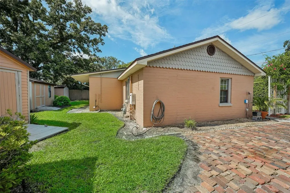 1020 VENETIAN AVENUE Orlando, FL 32804