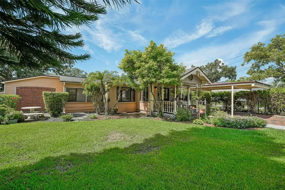 1020 VENETIAN AVENUE Orlando, FL 32804
