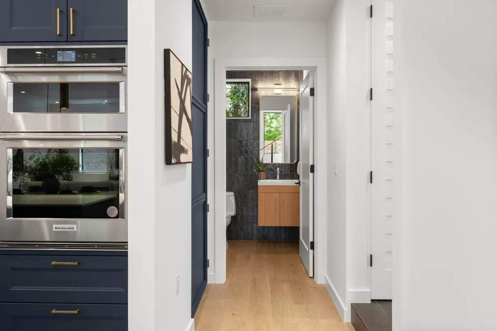 5511 Joe Sayers Avenue #B Austin, TX 78756