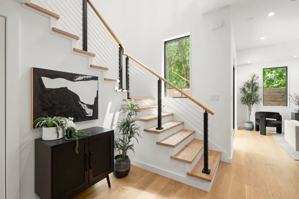 5511 Joe Sayers Avenue #B Austin, TX 78756