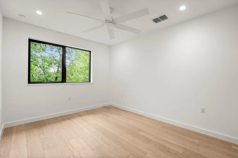 5511 Joe Sayers Avenue #B Austin, TX 78756