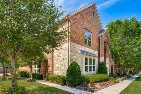 7101 Huckleberry Drive