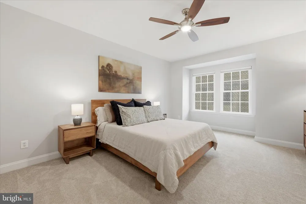 402 HAUPT SQUARE SE Leesburg, VA 20175