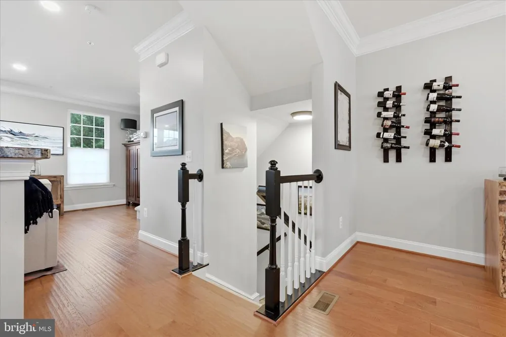 402 HAUPT SQUARE SE Leesburg, VA 20175