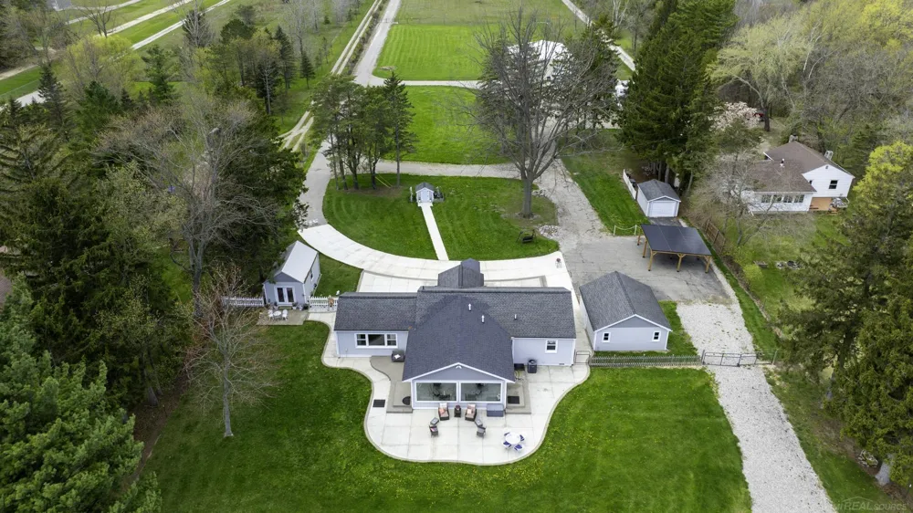 6655 Lakeshore Road Worth Township, MI 48450