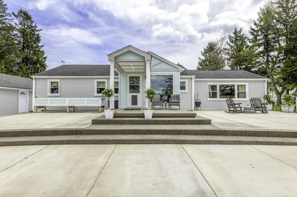 6655 Lakeshore Road Worth Township, MI 48450