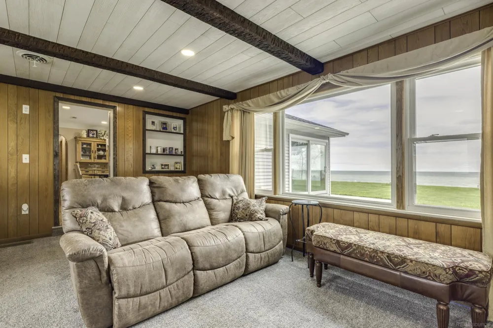 6655 Lakeshore Road Worth Township, MI 48450