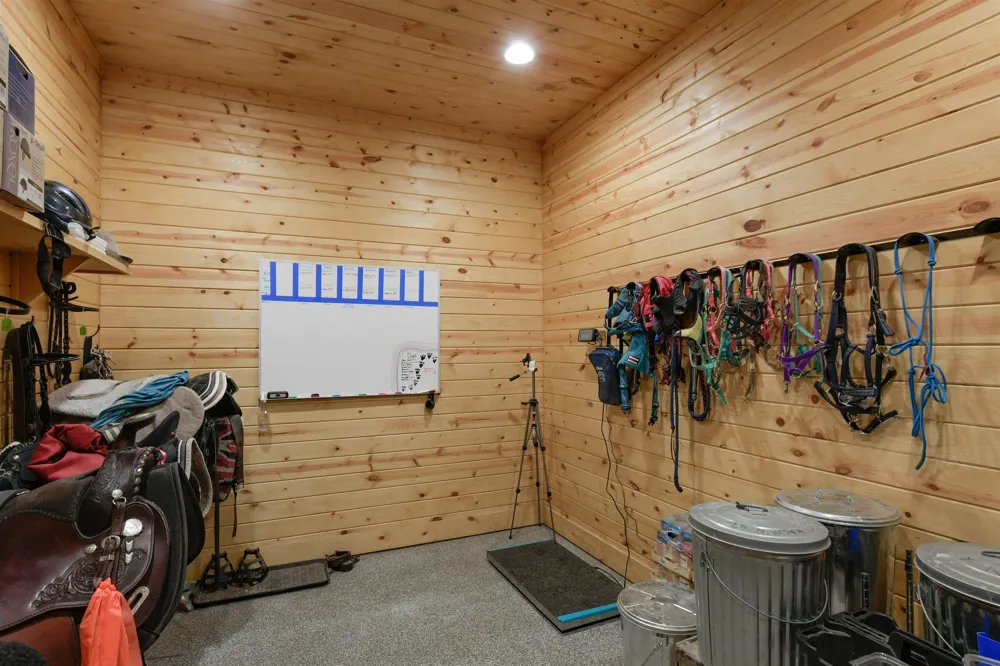 3619 Tompkins Road Peninsula Township, MI 49686