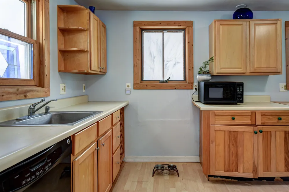 3619 Tompkins Road Peninsula Township, MI 49686