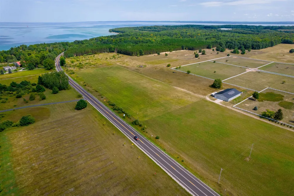 3619 Tompkins Road Peninsula Township, MI 49686