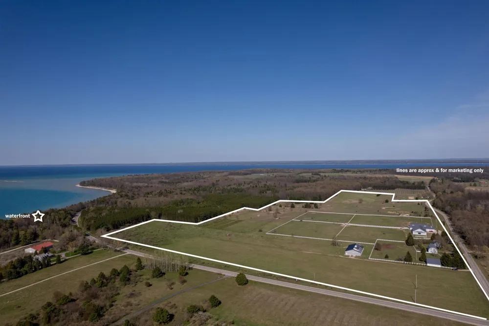 3619 Tompkins Road Peninsula Township, MI 49686