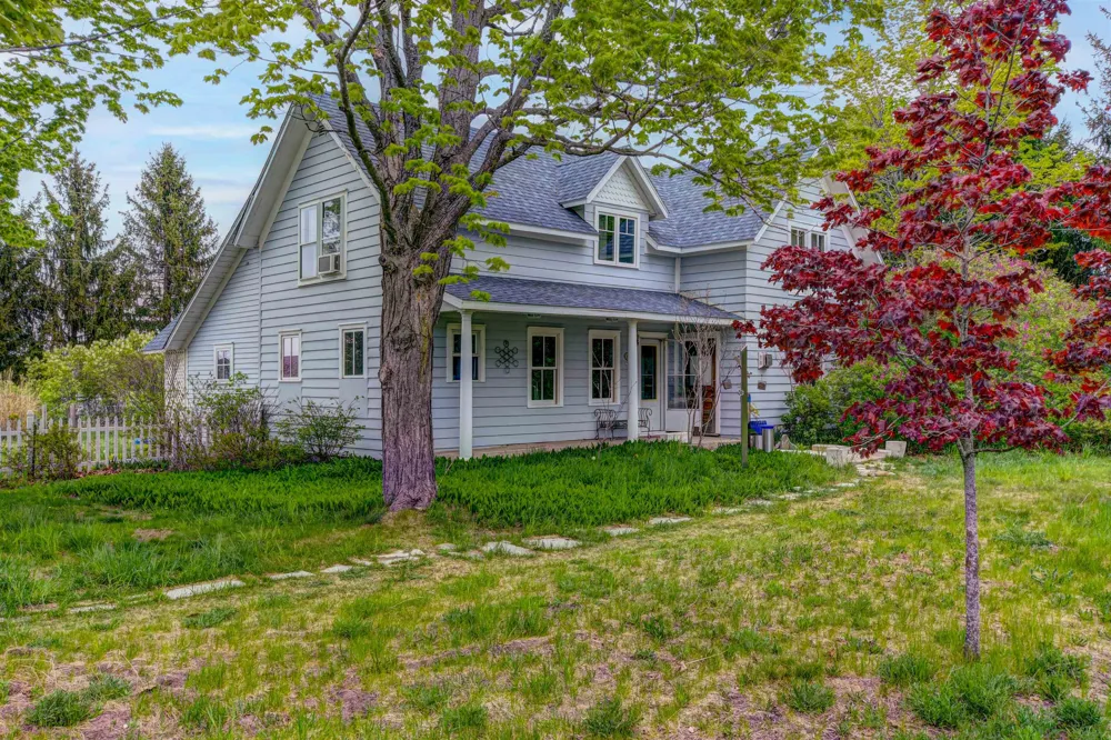 3619 Tompkins Road Peninsula Township, MI 49686