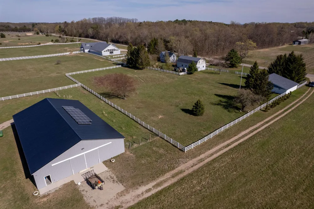3619 Tompkins Road Peninsula Township, MI 49686