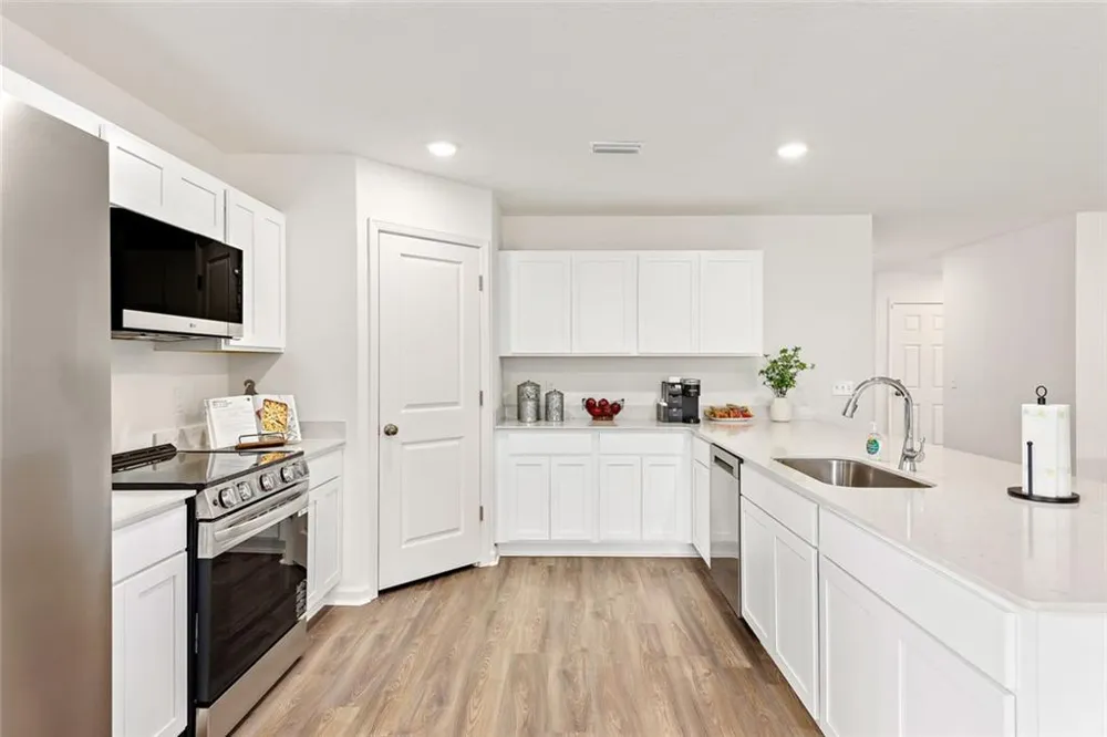 211 Woodlake Landing Hartwell, GA 30643