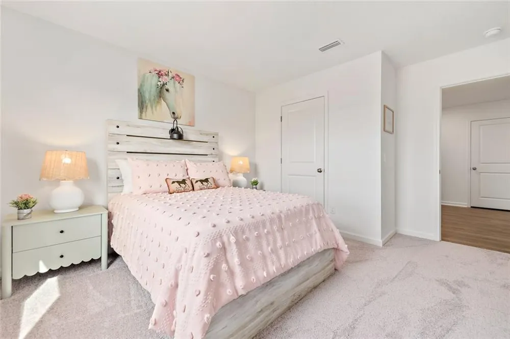 211 Woodlake Landing Hartwell, GA 30643