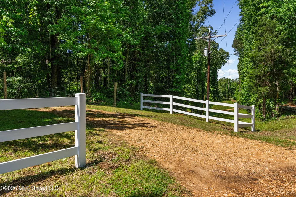 227 Christian College Road Senatobia, MS 38668