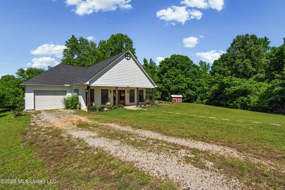 227 Christian College Road Senatobia, MS 38668