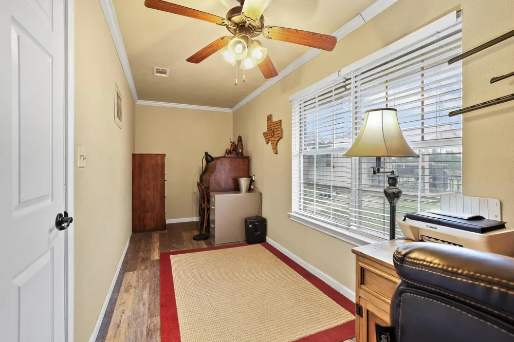 1217 County Road 4705 Leonard, TX 75452