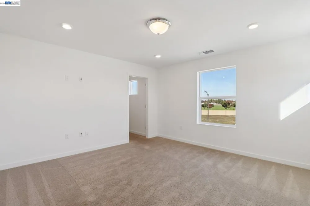 852 Pecan Tree Ln Galt, CA 95632