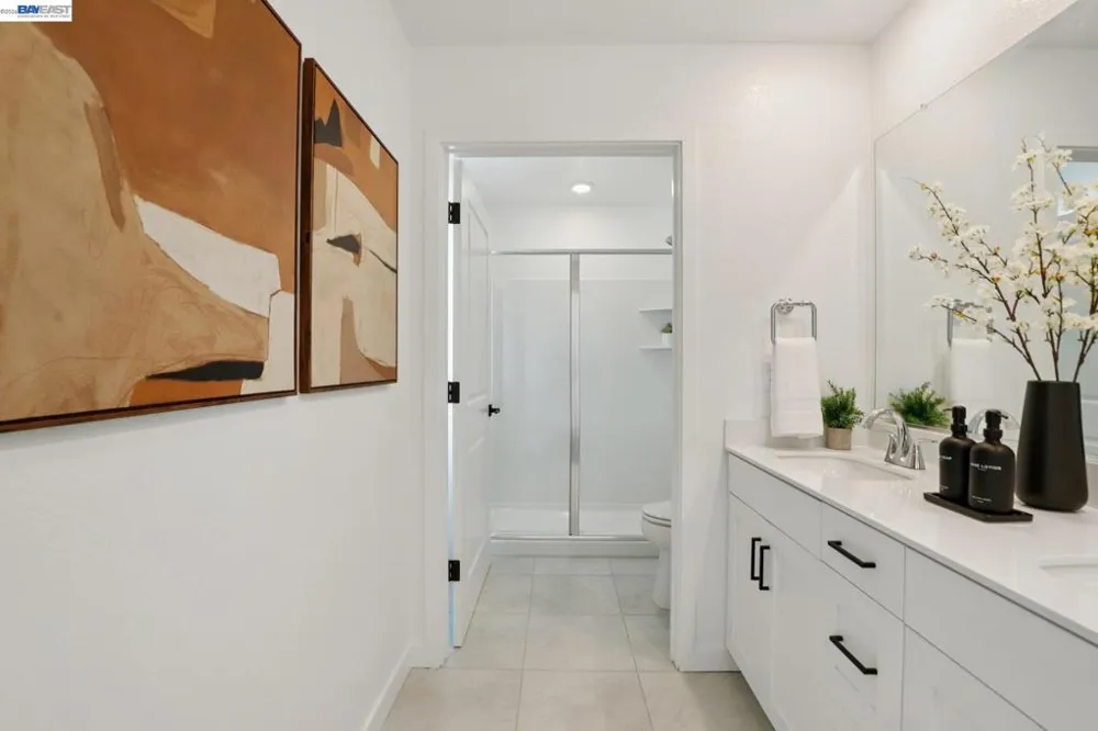 852 Pecan Tree Ln Galt, CA 95632