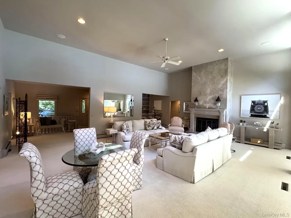 4 Lakewood Lane Quogue, NY 11959