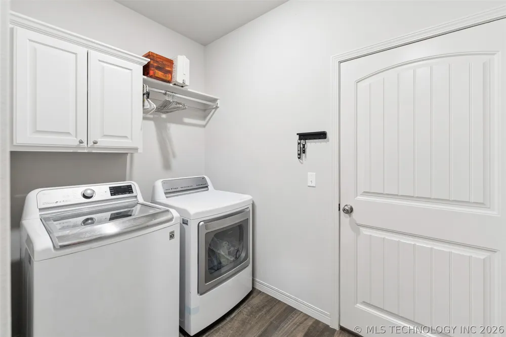 182 Phillips Street Skiatook, OK 74070