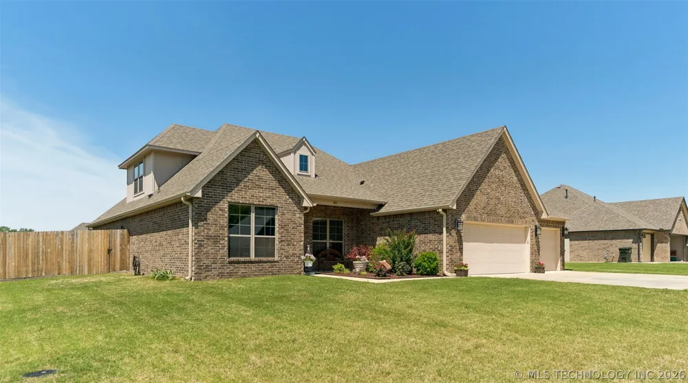 182 Phillips Street Skiatook, OK 74070