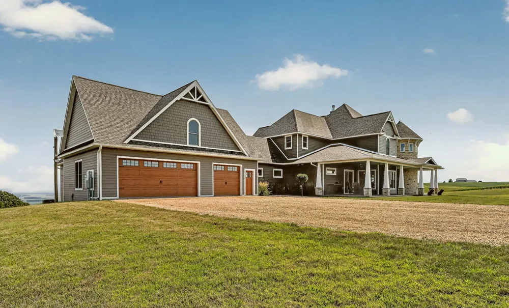 66850 177th Avenue Wabasha, MN 55981