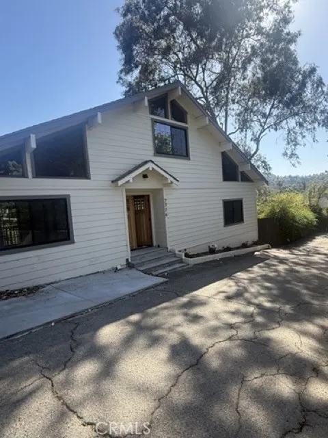 2776 Laurel Canyon