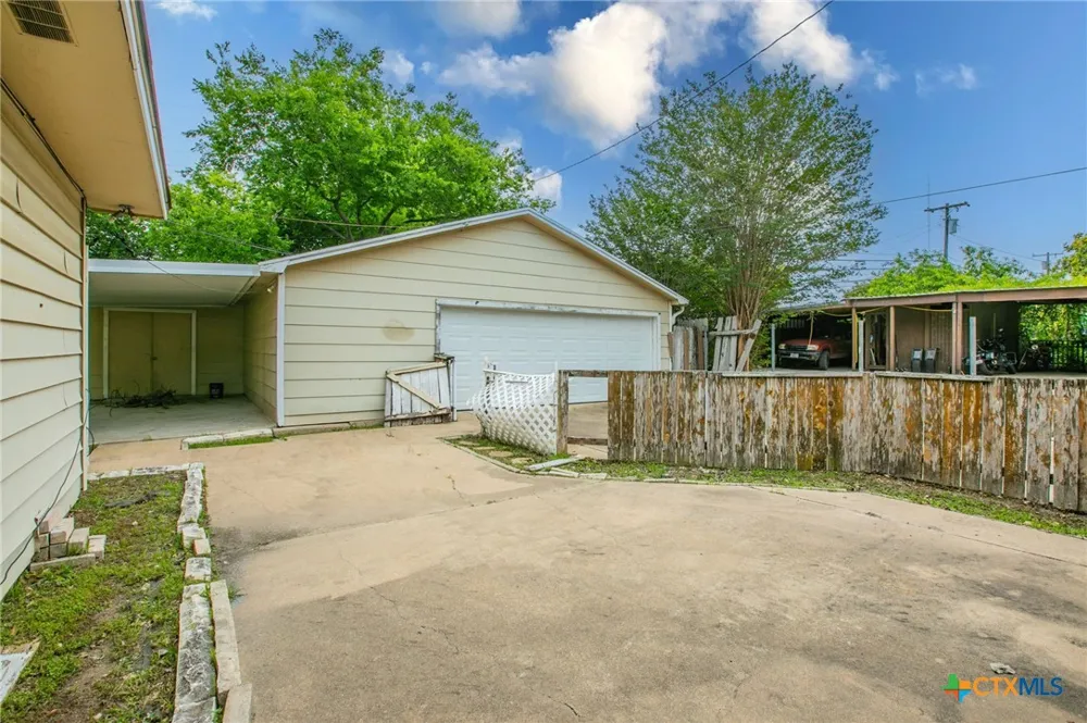 3606 Austin Avenue Waco, TX 76710