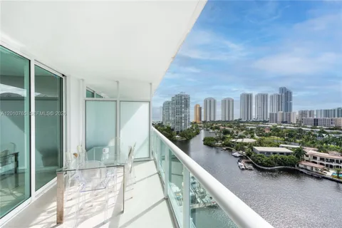 400 Sunny Isles Blvd #1518