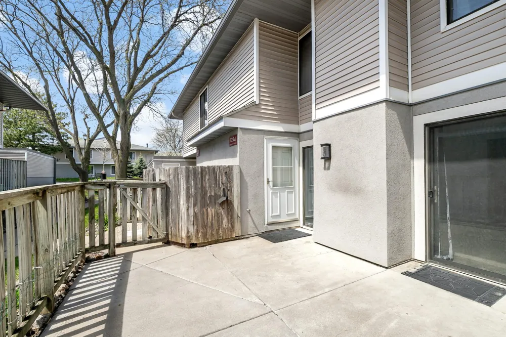 1224 Landmark Trail S Hopkins, MN 55343