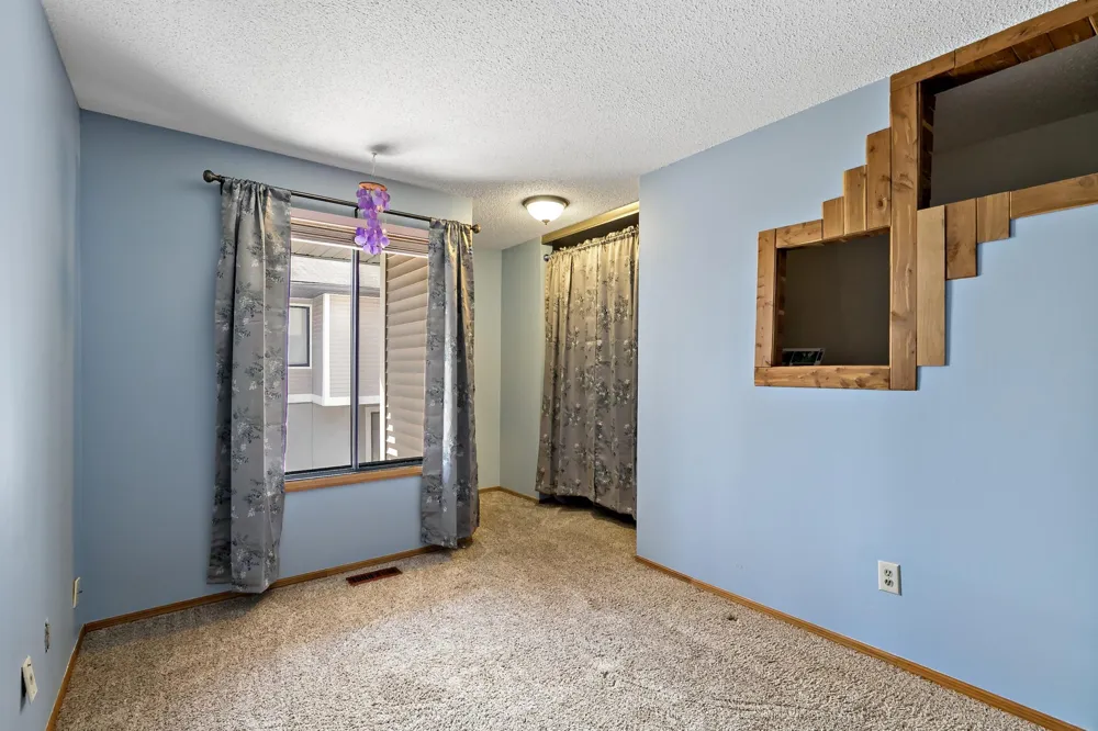 1224 Landmark Trail S Hopkins, MN 55343