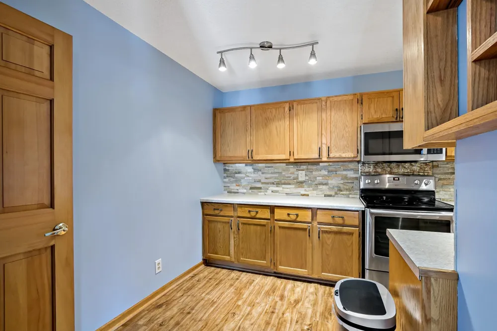 1224 Landmark Trail S Hopkins, MN 55343